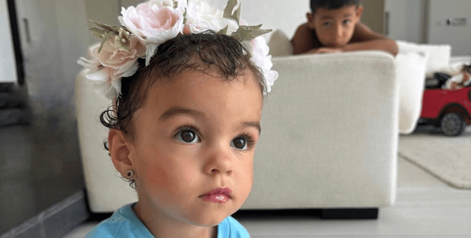 Дочь Криштиану Роналду, белла эсмеральда, джорджина родригес, невеста криштиану роналду, дети роналду