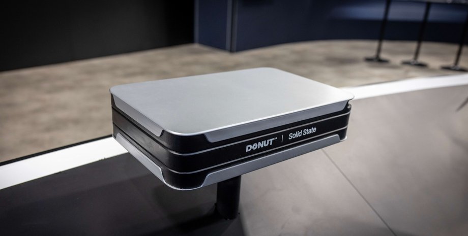 Твердотільна батарея Donut Lab на виставці CES 2026