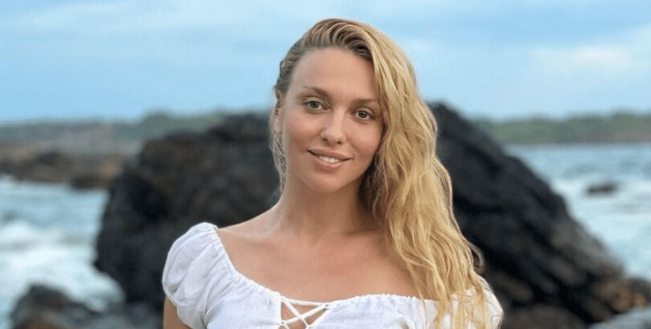 Оля Полякова, артистка