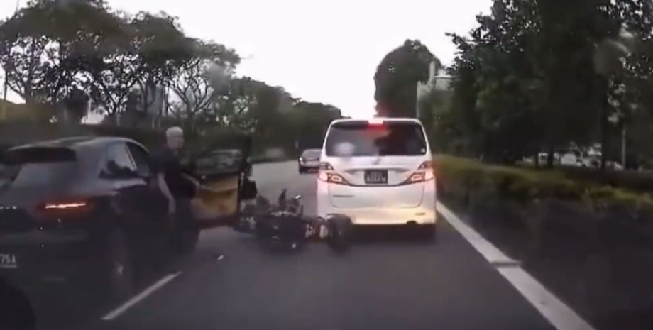 ДТП с Porsche, видео, мотоциклисты, происшествия на дороге, курьезы, аварии