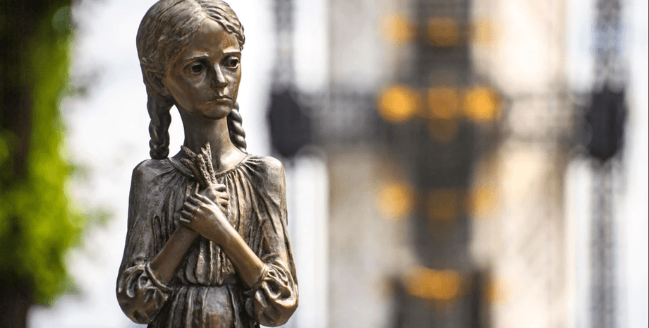 Памятник жертвам Голодомора, фото