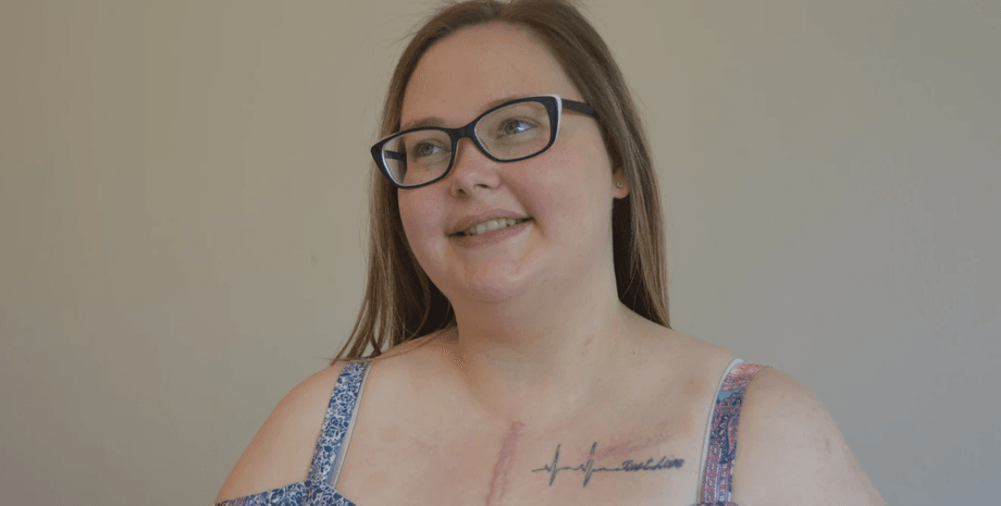 Дочь спасла свою мать, мать и дочь, девочка, ребенок, спасла жизнь, умная колонка, купили на Amazon, проблемы с сердцем,