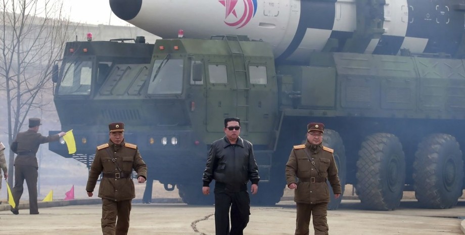 Северная Корея, ракета, оружие, Ким Чен Ын