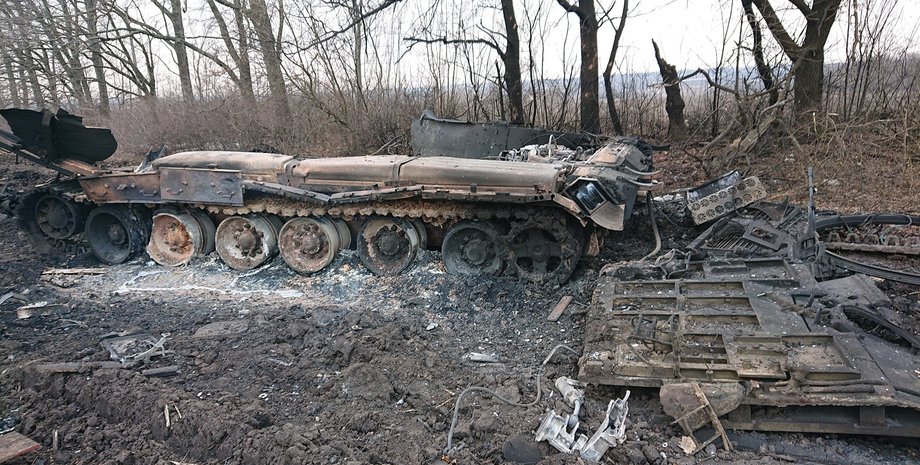 Подбитый танк РФ