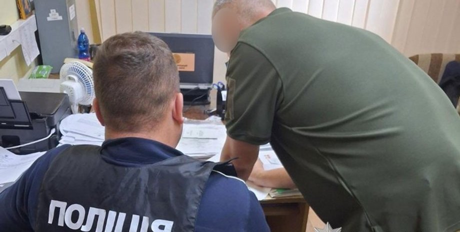 Врачу сообщили о подозрении в просьбе о неправомерной выгоде за оказанные услуги