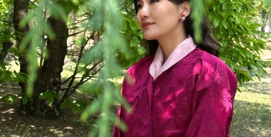 Королева Джецун, вагітність, королівська родина