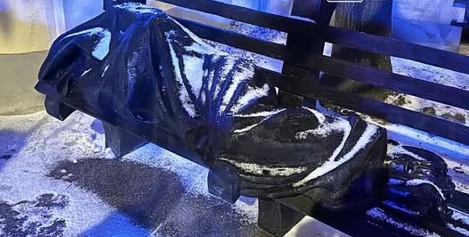 Памятник Бездомному Иисусу, новости мира, новости польши, новости варшавы, первая помощь, новости мира, новости варшавы