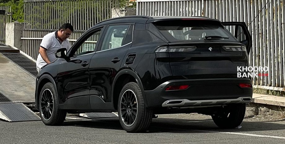 Iran Khodro Ray Iran Khodro Ray, Iran Khodro, иранский автомобиль, иранский кроссовер