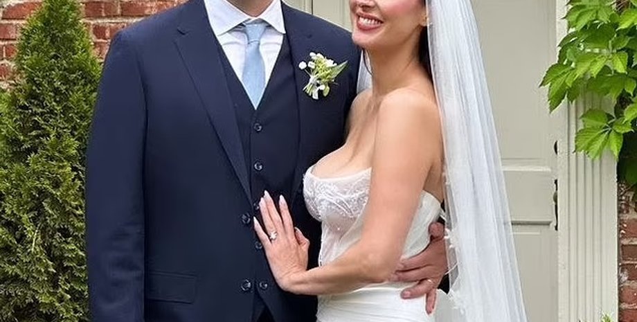 Єва Амуррі , Ян Гок