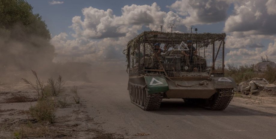 Según el teniente de las fuerzas armadas con la señal de llamadas 