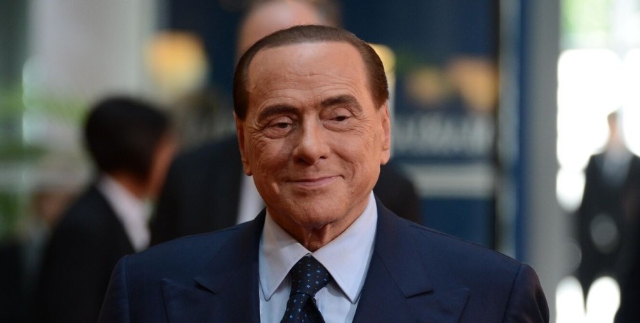 Сильвио Берлускони, Италия, итальянский политик, бывший премьер-министр, реанимация, проблемы со здоровьем