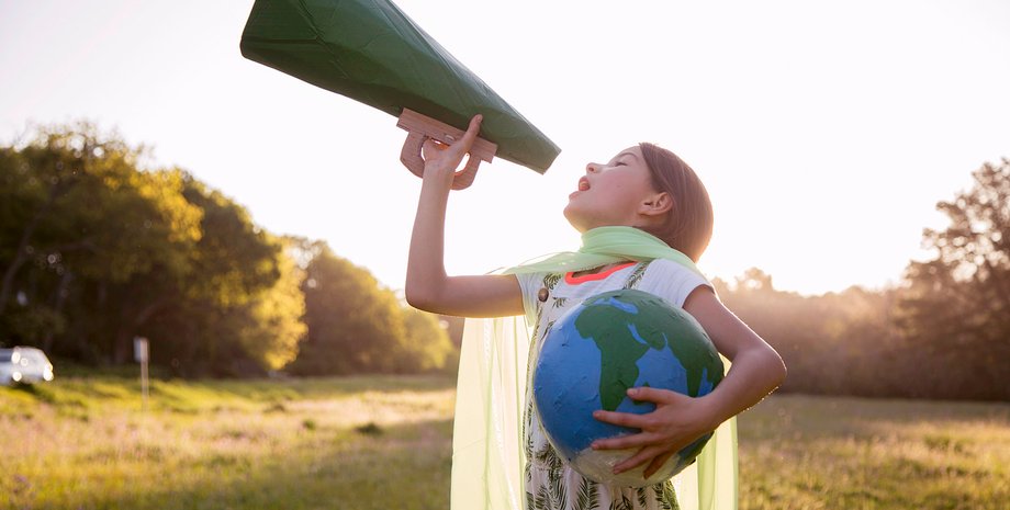 Девочка призывает: Спасите планету!