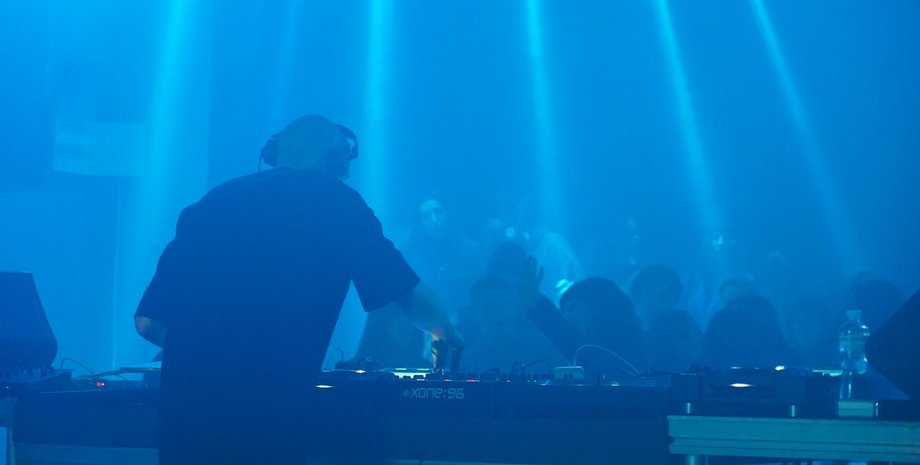 рейв-вечеринка как рейв-культура держит украинцев