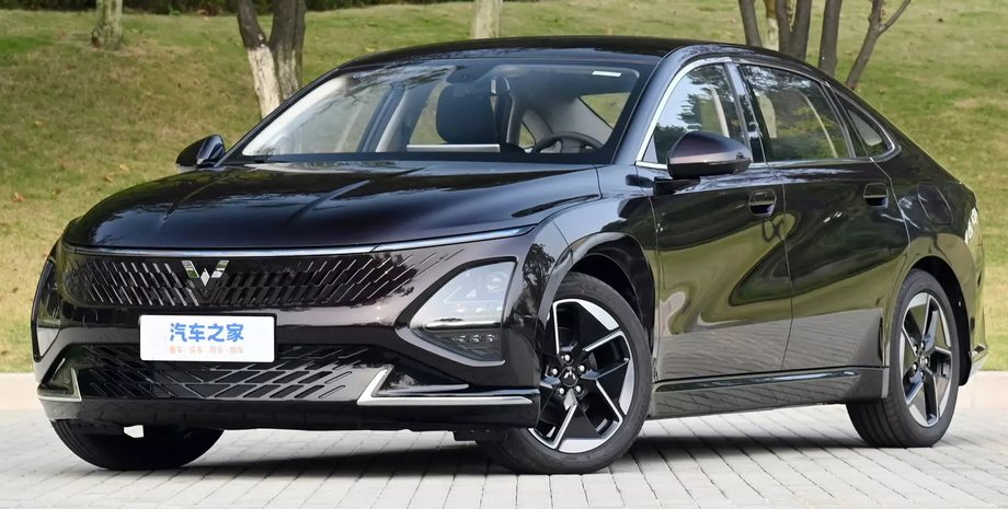 Wuling Starlight, новый Wuling Starlight, Wuling Starlight 2023, электромобиль Wuling