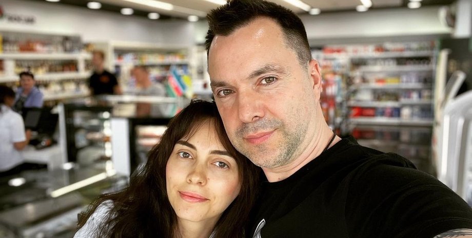 Анастасия и Алексей Арестович, жена арестовича, как арестович сделал предложение своей жене, семья арестовича