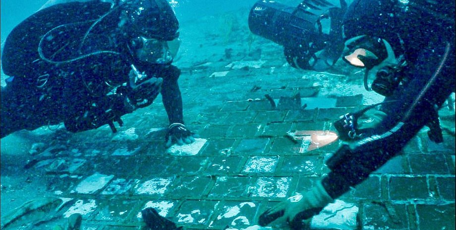 Считается, что астронавты погибли из-за взрыва топливного бака., шаттл челленджер,