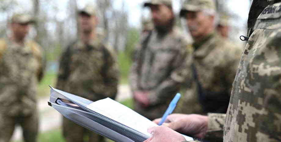 Мобілізація в Україні — чому ТЦК не повинні займатися примусовою мобілізацією — думка омбудсмена