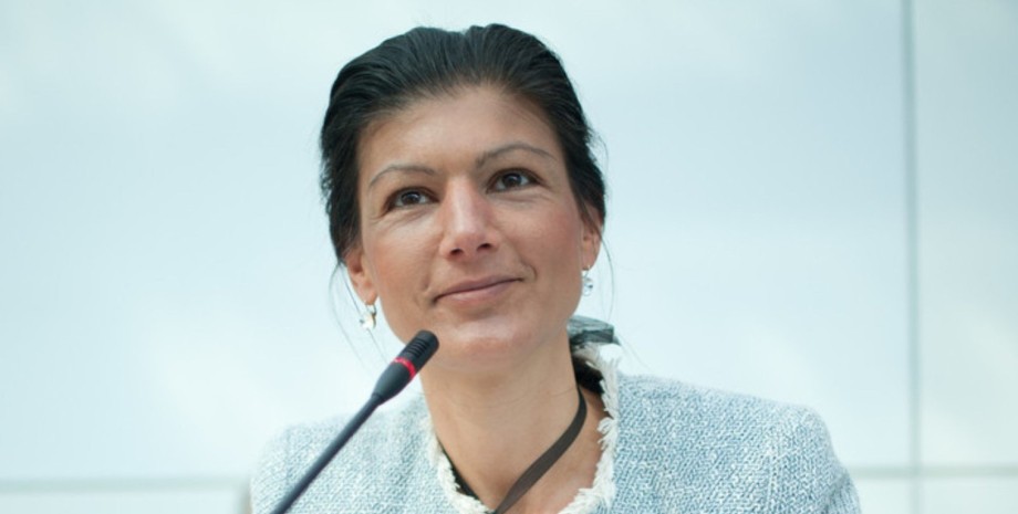 La diputada del Parlamento alemán, Sarah Wagenknecht, había exigido previamente ...