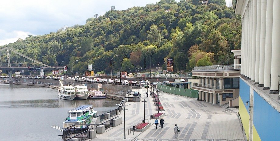 Почтовая площадь/Фото с сайта 112.ua