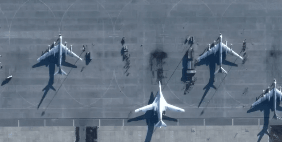 Энгельс, аэродром Энгельс, взрывы Энгельс, новости Энгельс, Энгельс россия, город Энгельс