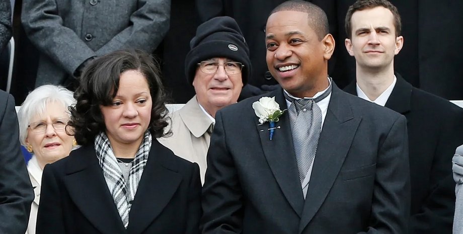 Джастин Фэрфакс демократы скандал