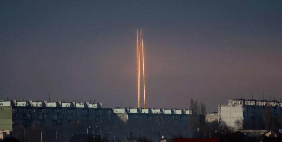 вихід ракети харків вихід ракети, обстріл харків, ракети на харків