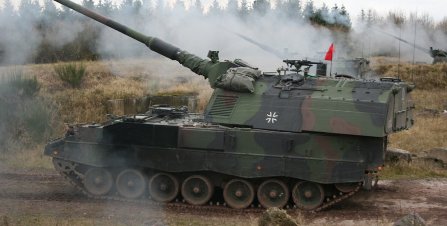 Panzerhaubitze 2000, гаубица