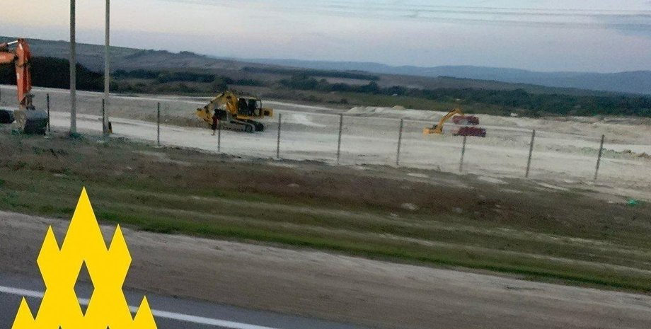 Россияне строят новый склад боеприпасов в Новороссийске