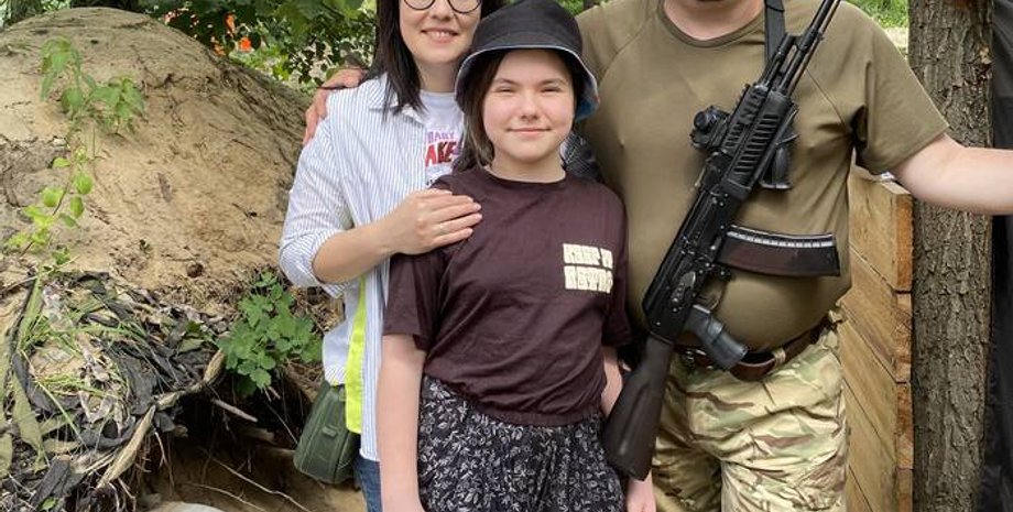 Татьяна Высоцкая с семьей