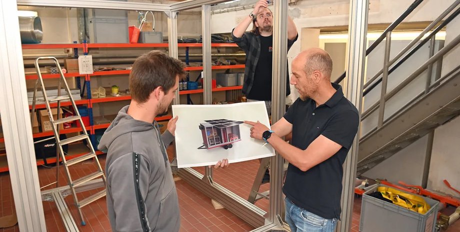 Студенти демонтрують проект трейлера eTrail-Ing