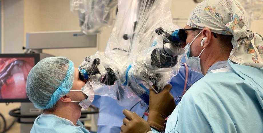 новини дніпра, операція, пухлина, хірурги, втручання