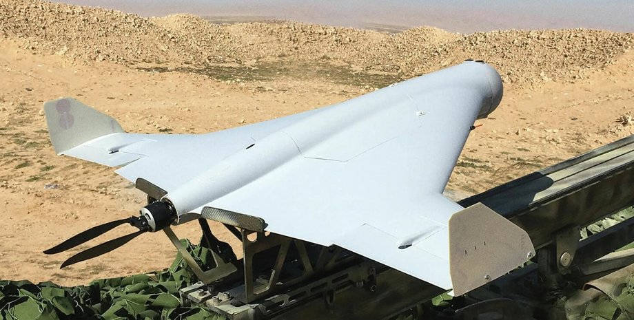 ВС РФ получает около 5 тысяч дальнобойных дронов и 250 баллистических и крылатых ракет, тогда как НАТО отстает по этим параметрам, написало "Радио Свобода"