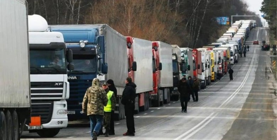 Очередь, фуры, грузовики, граница, Польша, Украина, блокада, санкции, ЕС, фото
