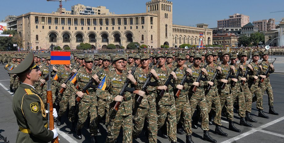 постачання зброї вірменії