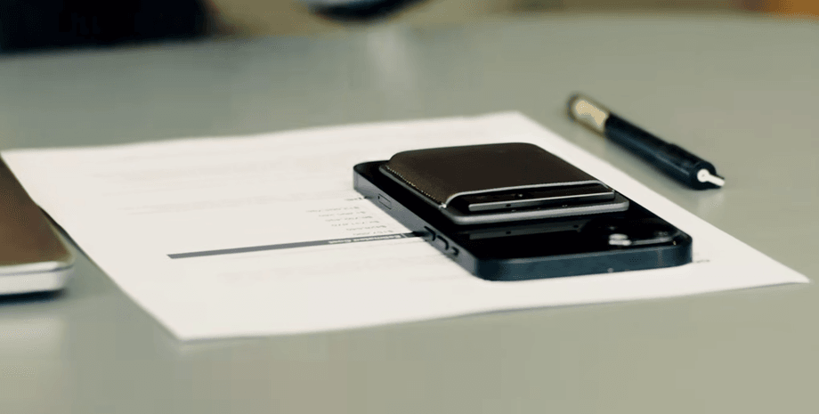 Диктофон органайзер Plaud Note Apple iPhone штучний інтелект