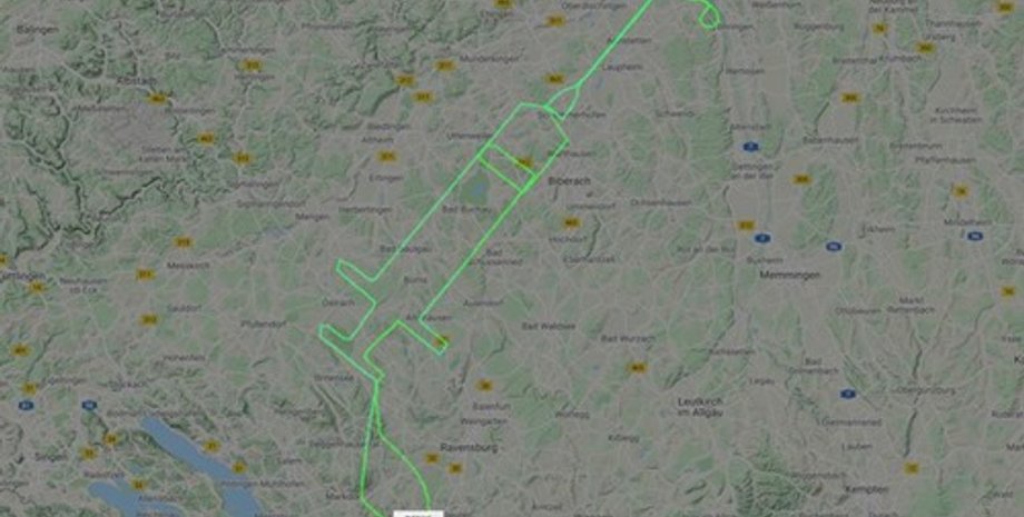 Вакцинация, Германия, Полет, Пилот, Шприц, Траектория полета, коронавирус, Сэмми Крамер