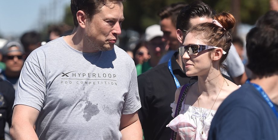 бывшая девушка илона маска разошлась с бойфрендом анимой