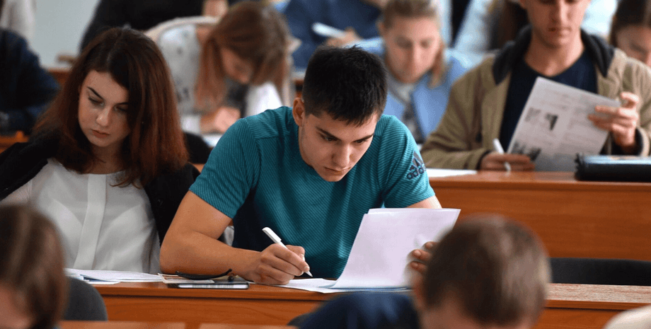 Мобілізація в Україні — Міноборони може переглянути відстрочки для студентів — Федієнко Студент
