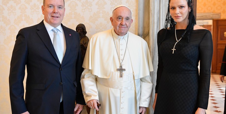 княгиня шарлін, шарлен монако, князь альбер, папа римський, ватикан