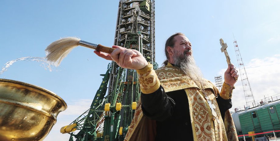 Освящение, священник, церковь, РПЦ, гуманитарная помощь, ВС РФ