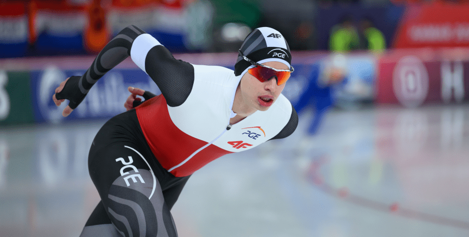 Російський ковзаняр Володимир Семирунний на змаганнях в Норвегії Ковзаняр Володимир Семирунний