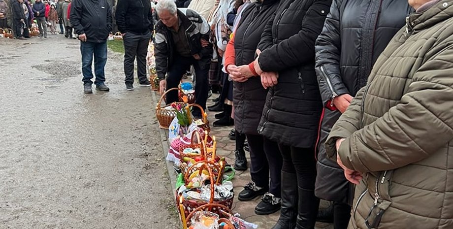 великдень, комендантська година, Київ