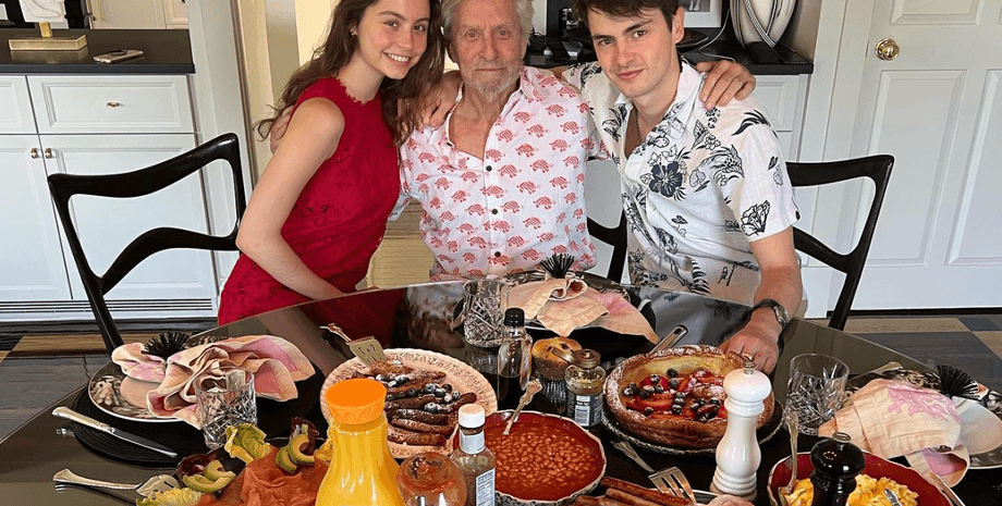 майкл дуглас, майкл дуглас кэтрин зета джонс, день отца 2023, майкл дуглас дети, кэтрин зета джонс дети