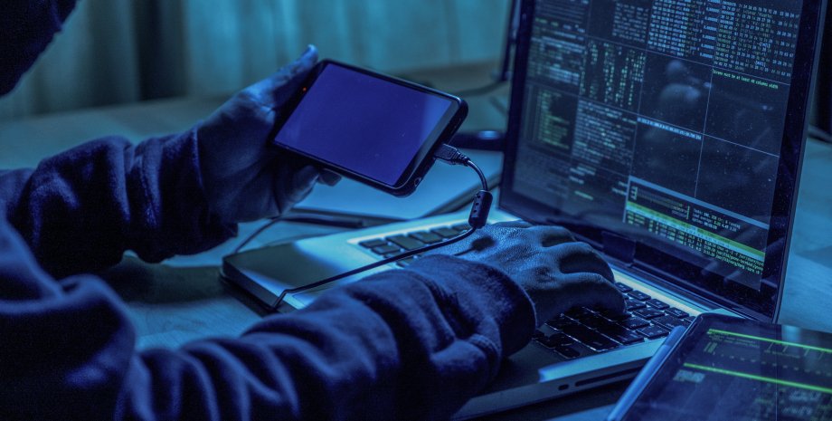 хакер, смартфон, телефон, злом, крадіжка даних