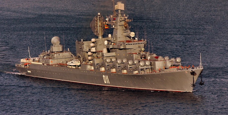 Ракетный крейсер / Фото: bastion-karpenko.narod.ru