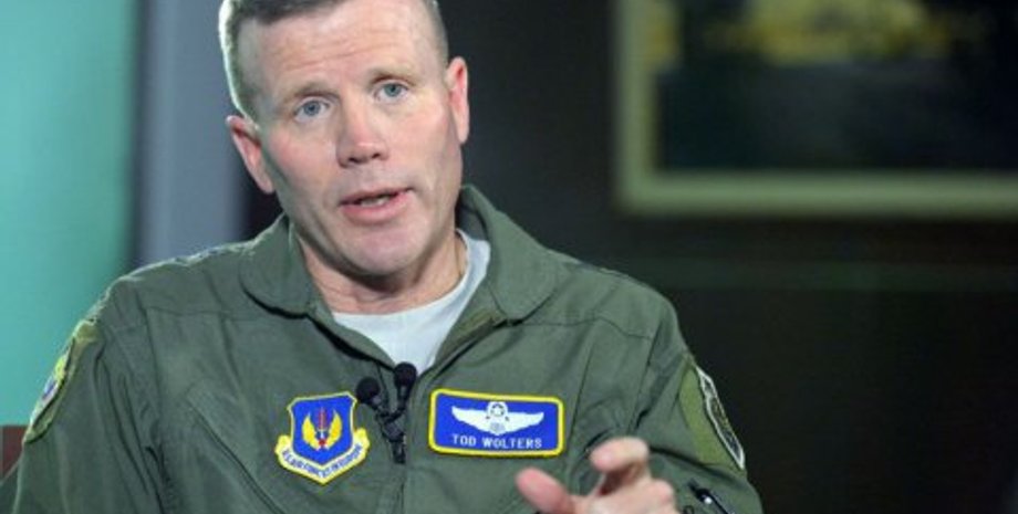 Тод Уолтерс, Россия, Военное вторжение, НАТО, генерал