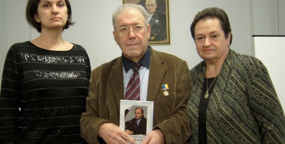 Григорий Штейн (в центре) / Фото: Art-Donetsk.com