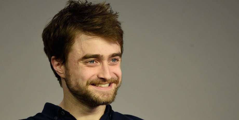 Дэниел Рэдклифф, Гарри Поттер, возвращение в Хогвартс, Хелена Бонэм Картер, Влюбленность, Спецвыпуск Гарри Поттера