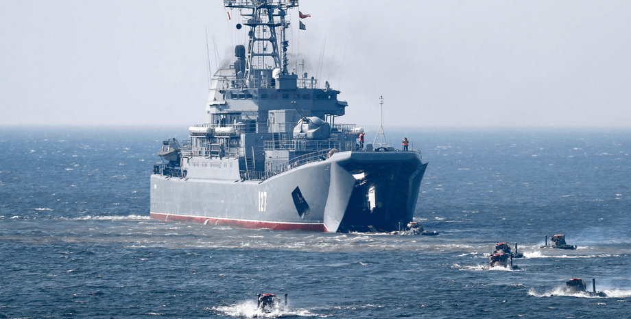 перекидання десантних кораблів