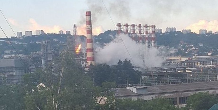 Пожежа на НПЗ в Туапсе Пожежа на НПЗ в Туапсе